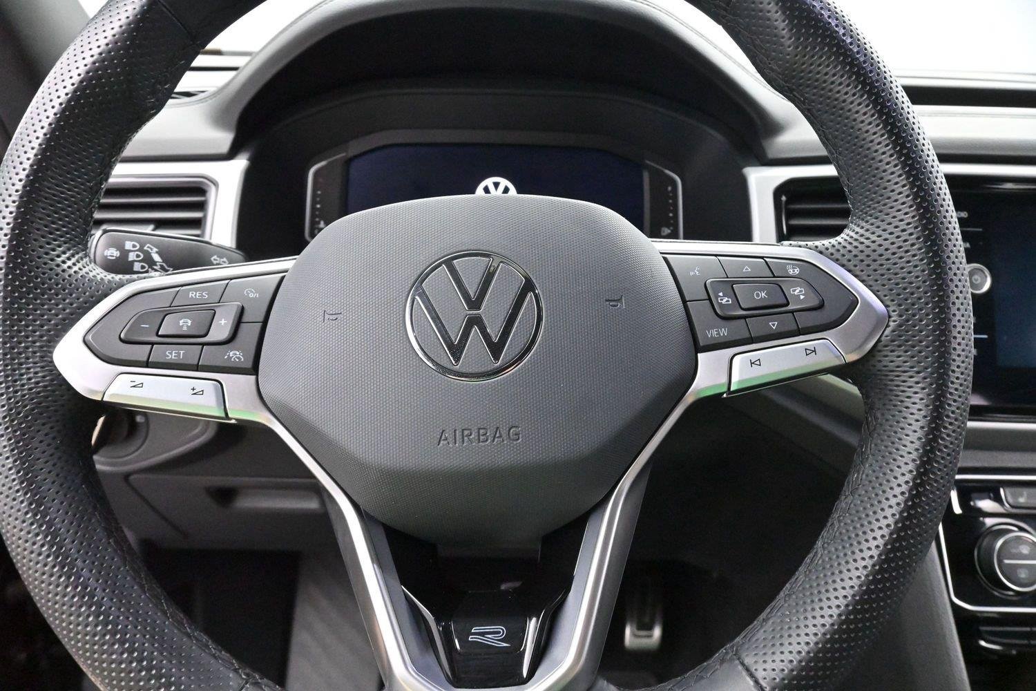 Used 2023 Deep Black Pearl Volkswagen 3.6L V6 SEL Premium R-Line image 18