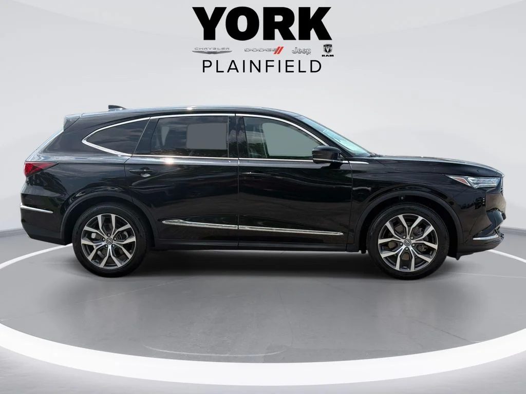 Used 2023  Acura Technology image 4