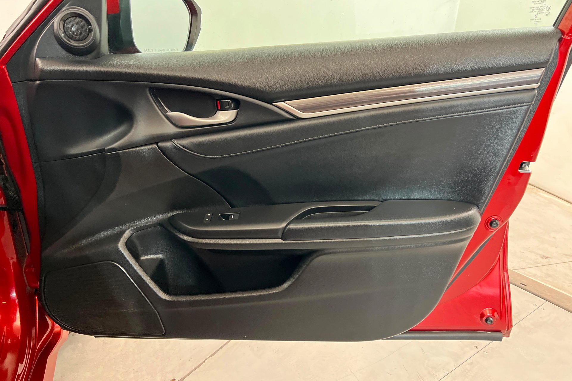 Used 2021 Red Honda EX-L image 23
