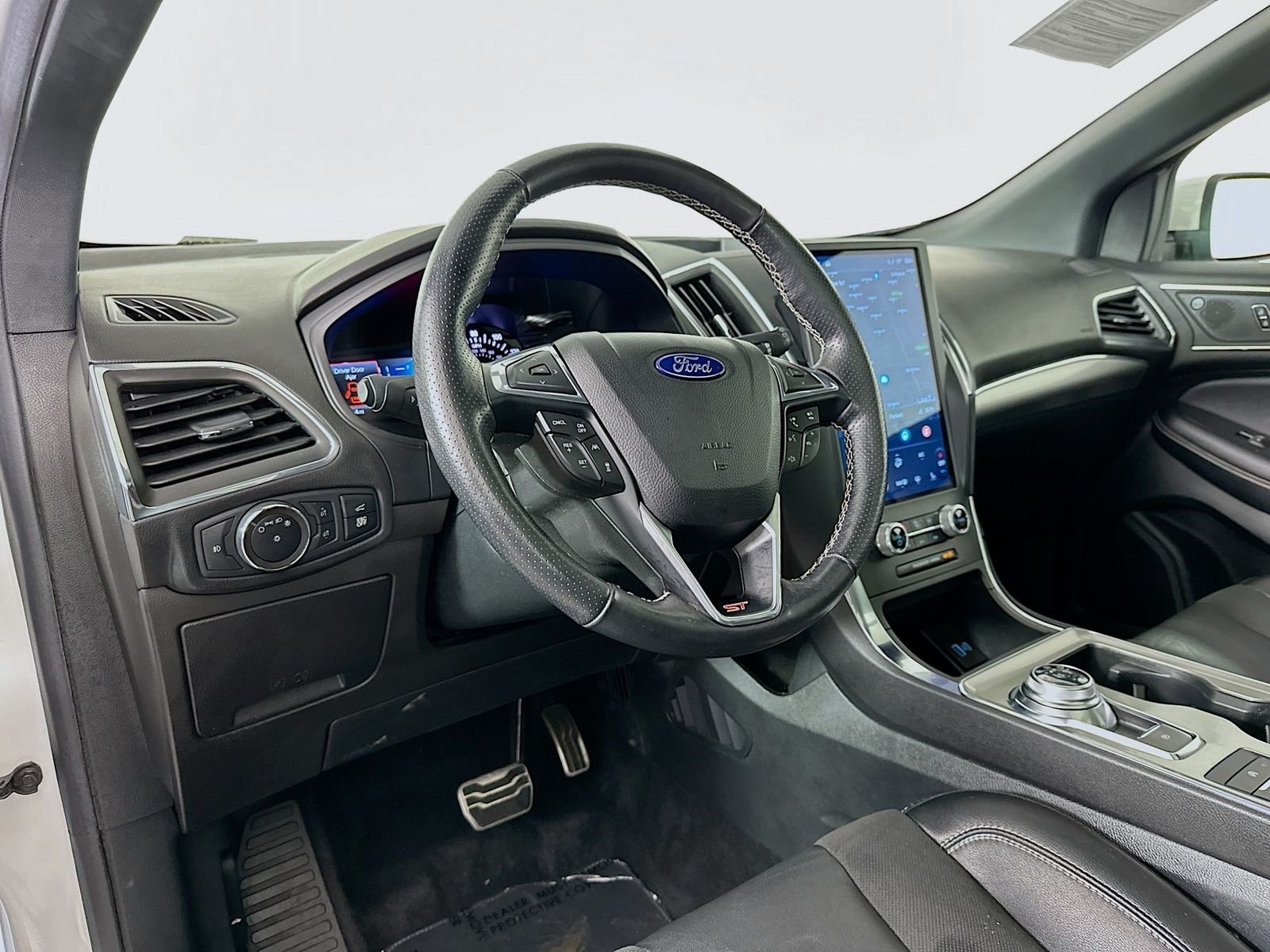 Used 2022 Star White Metallic Tri-Coat Ford ST image 9
