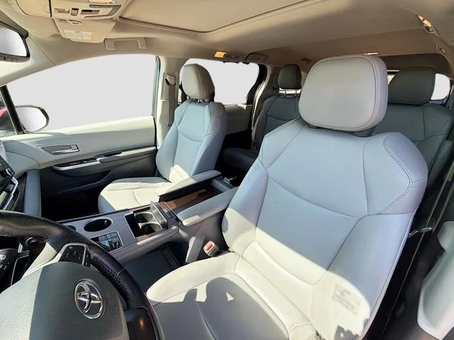 Used 2022 Red Toyota XLE image 23