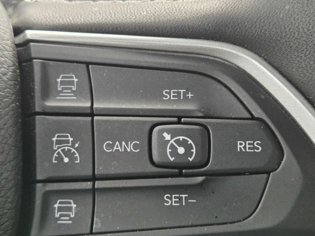 Used 2022 Diamond Black Crystal Pearlcoat Jeep 4xe image 20