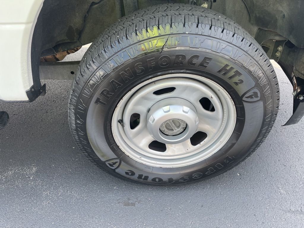 2019 Ford F-350 Super Duty Chassis Cab XL - Photo 27