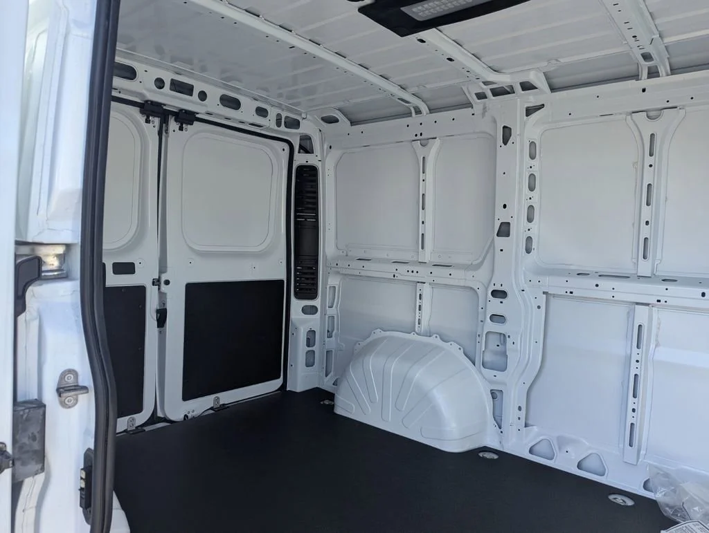 New 2026 Bright White Clear-Coat Exterior Paint RAM Tradesman image 8
