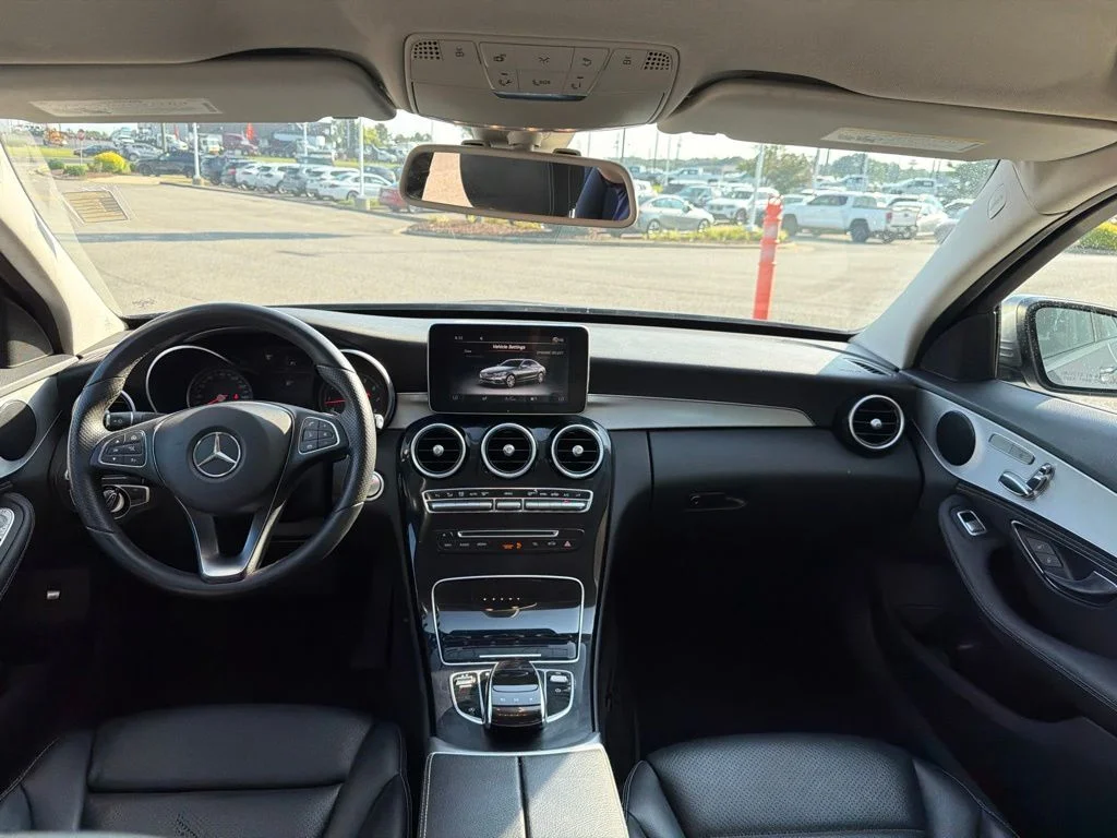 Used 2016 Silver Mercedes-Benz C 300 image 27