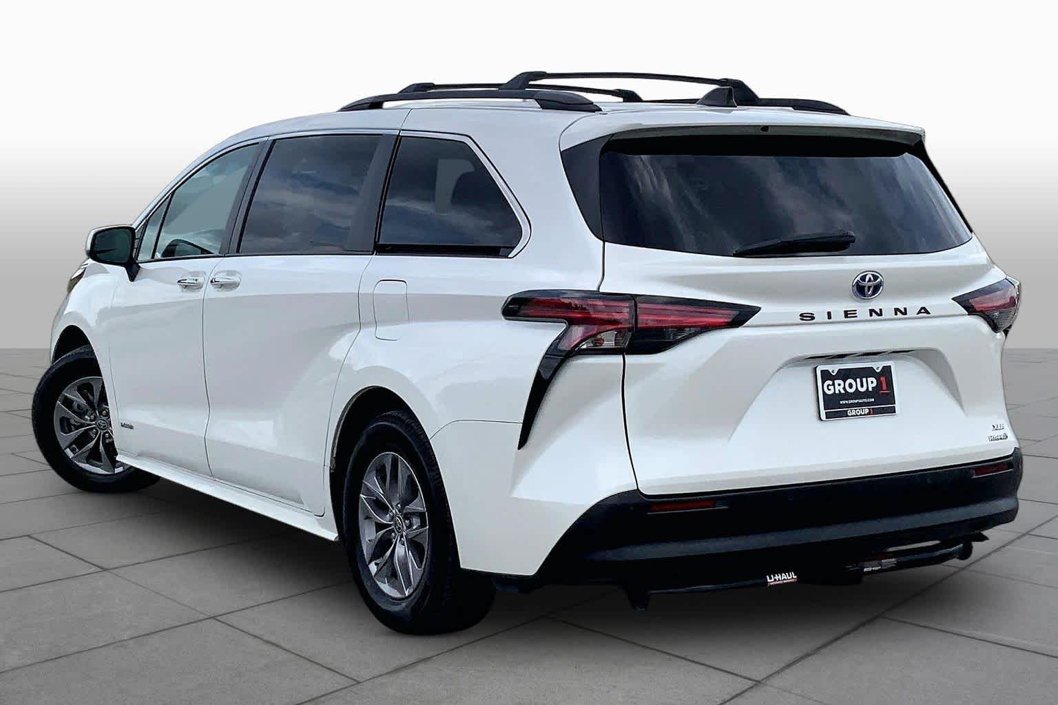 Used 2021 Blizzard Pearl Toyota XLE image 12