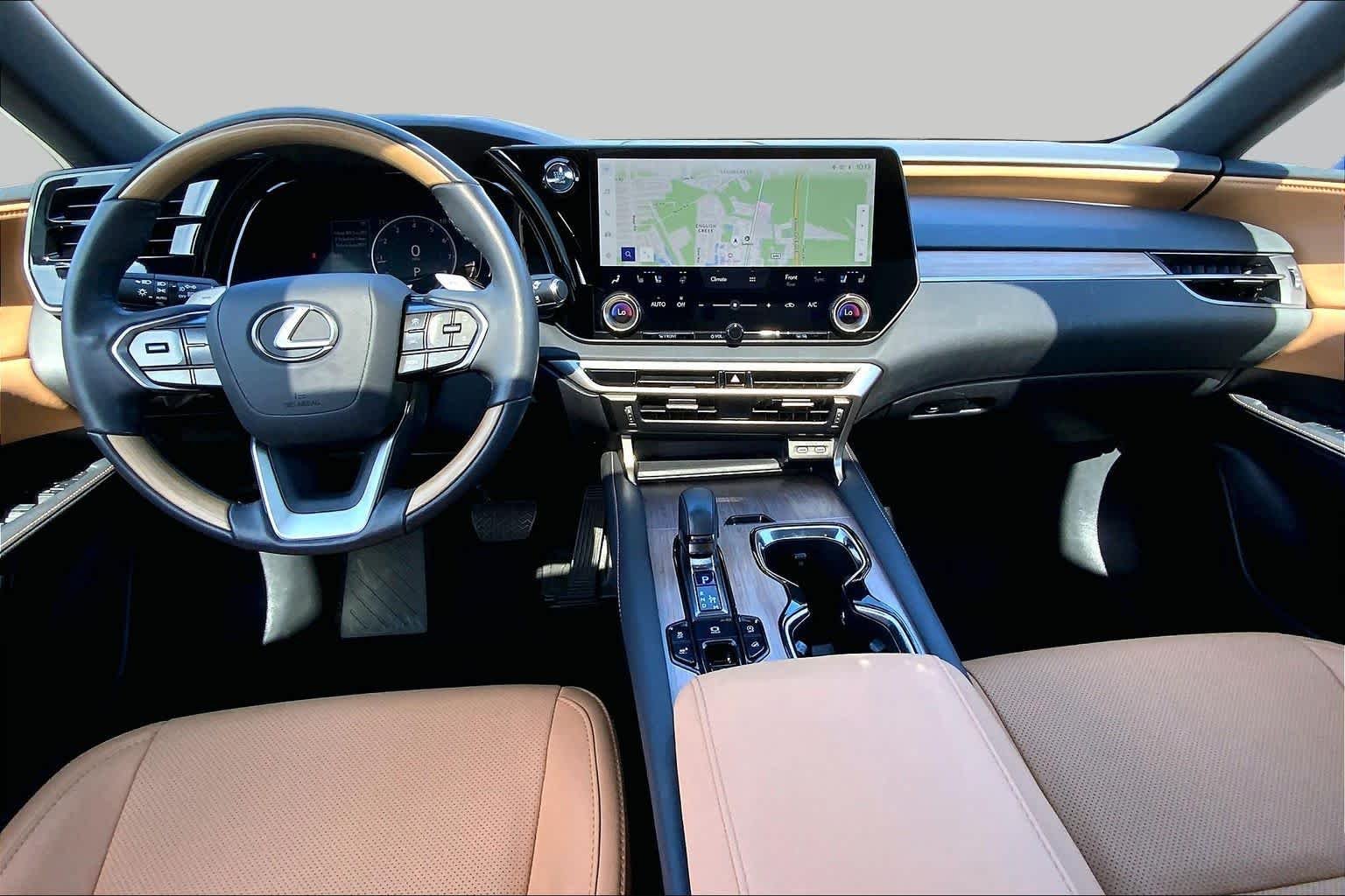 Used 2024 Eminent White Pearl Lexus Premium image 15
