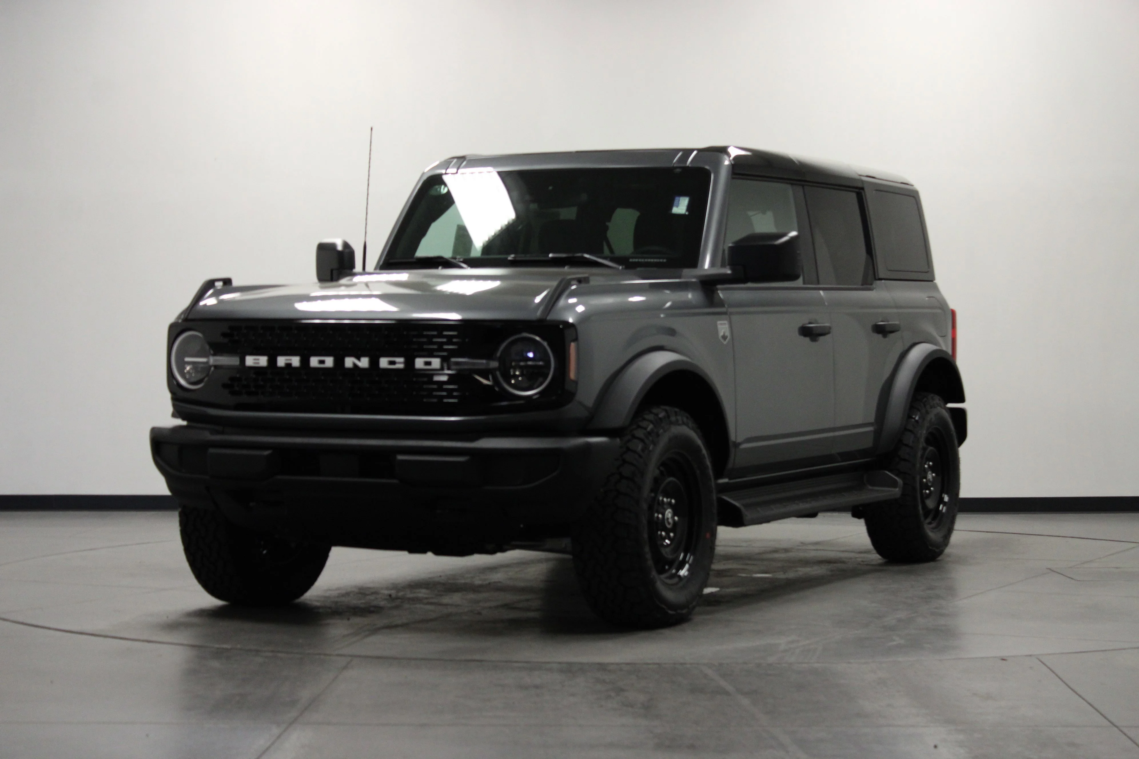New 2026 Carbonized Gray Metallic Ford Big Bend® image 8