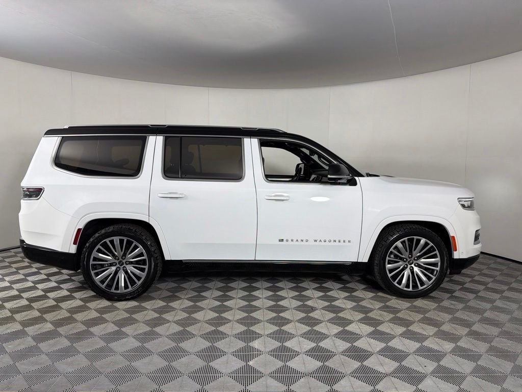 Used 2023 White Jeep Series III image 5