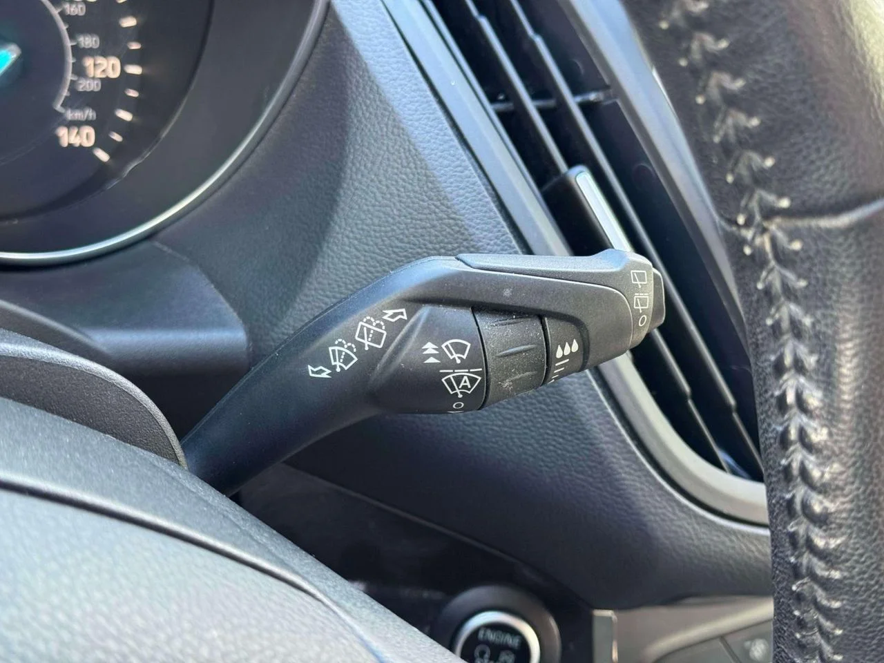 Used 2019 White Platinum Clearcoat Metallic Ford Titanium image 29