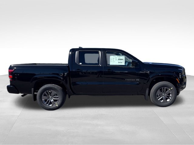 New 2027 Super Black Nissan Crew Cab SV image 6