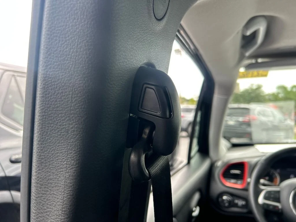 Used 2021 Blue Jeep Trailhawk image 35