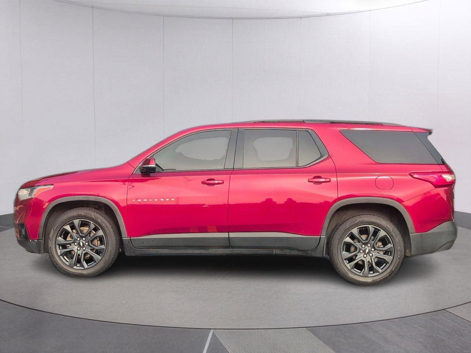 Used 2019 CAJUN RED TINTCOAT Chevrolet RS image 2