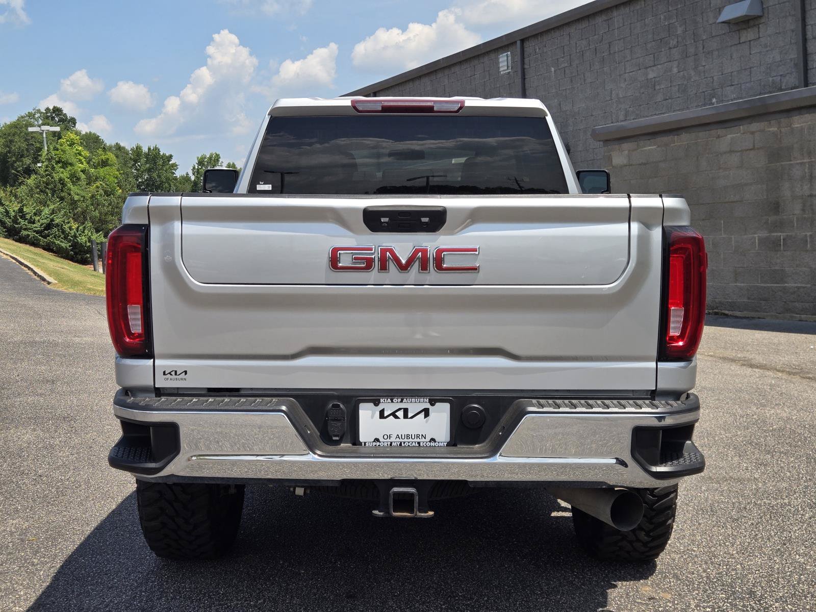 Used 2022 Quicksilver Metallic GMC SLT image 7