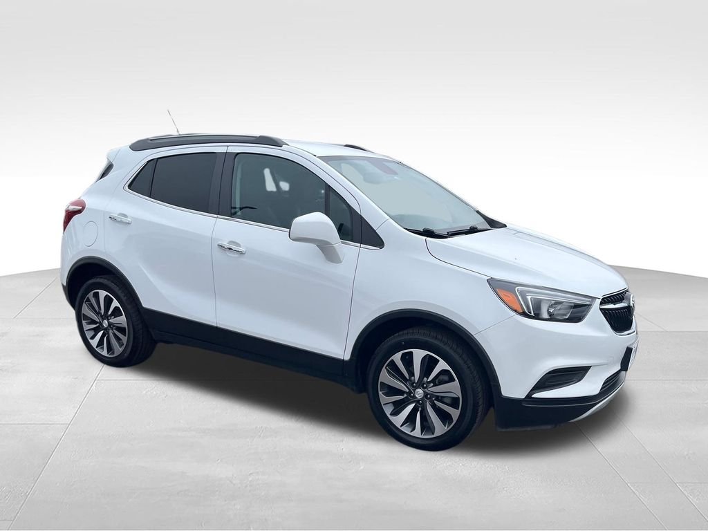 Used 2021 White Buick Preferred image 7