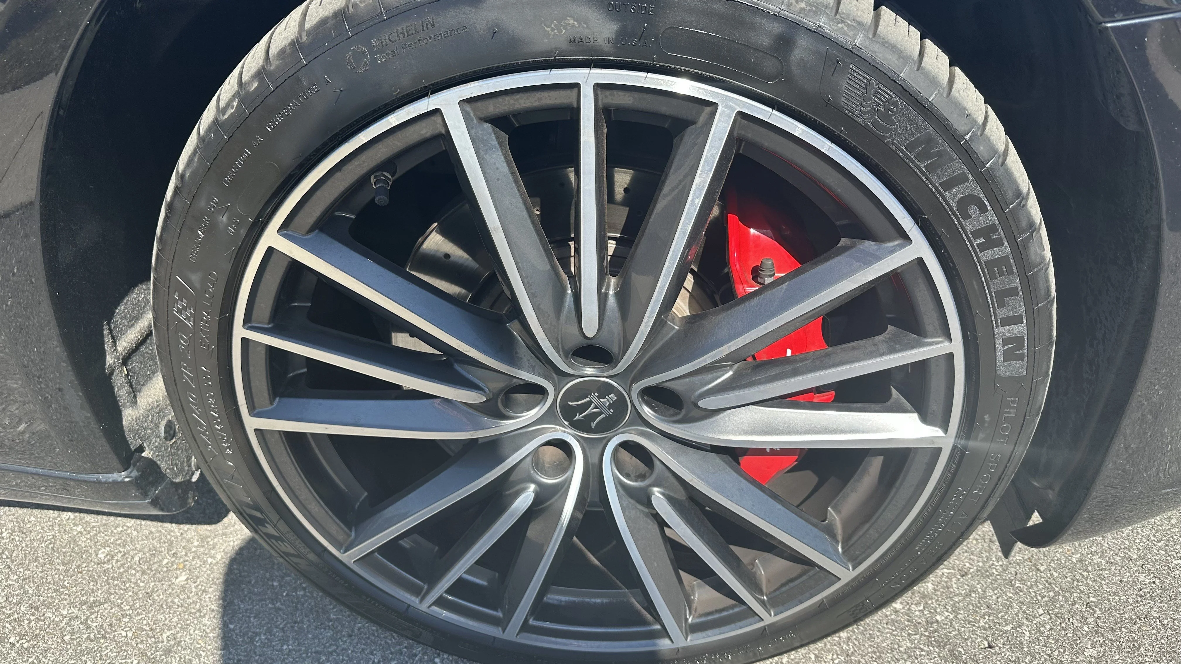 Used 2022 Nero Ribelle Metallic Maserati Modena Q4 image 15