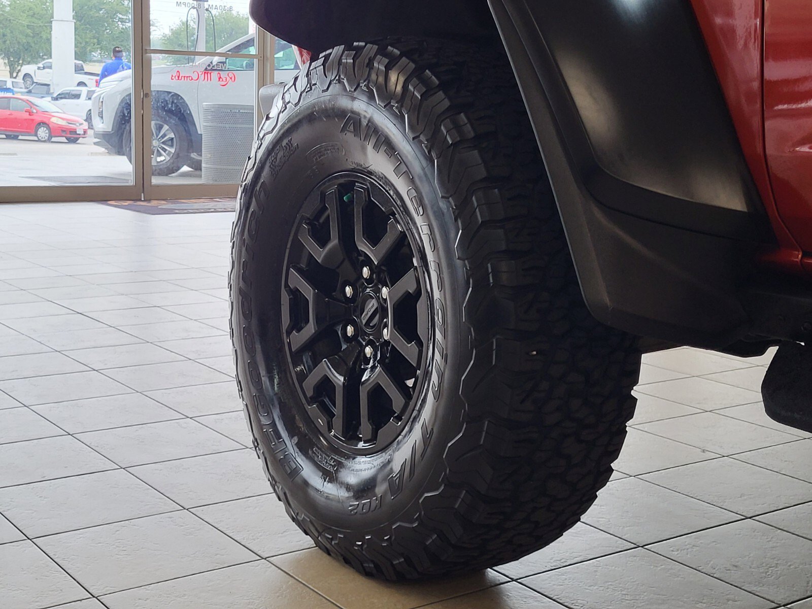 Used 2023 Red Ford Raptor image 29