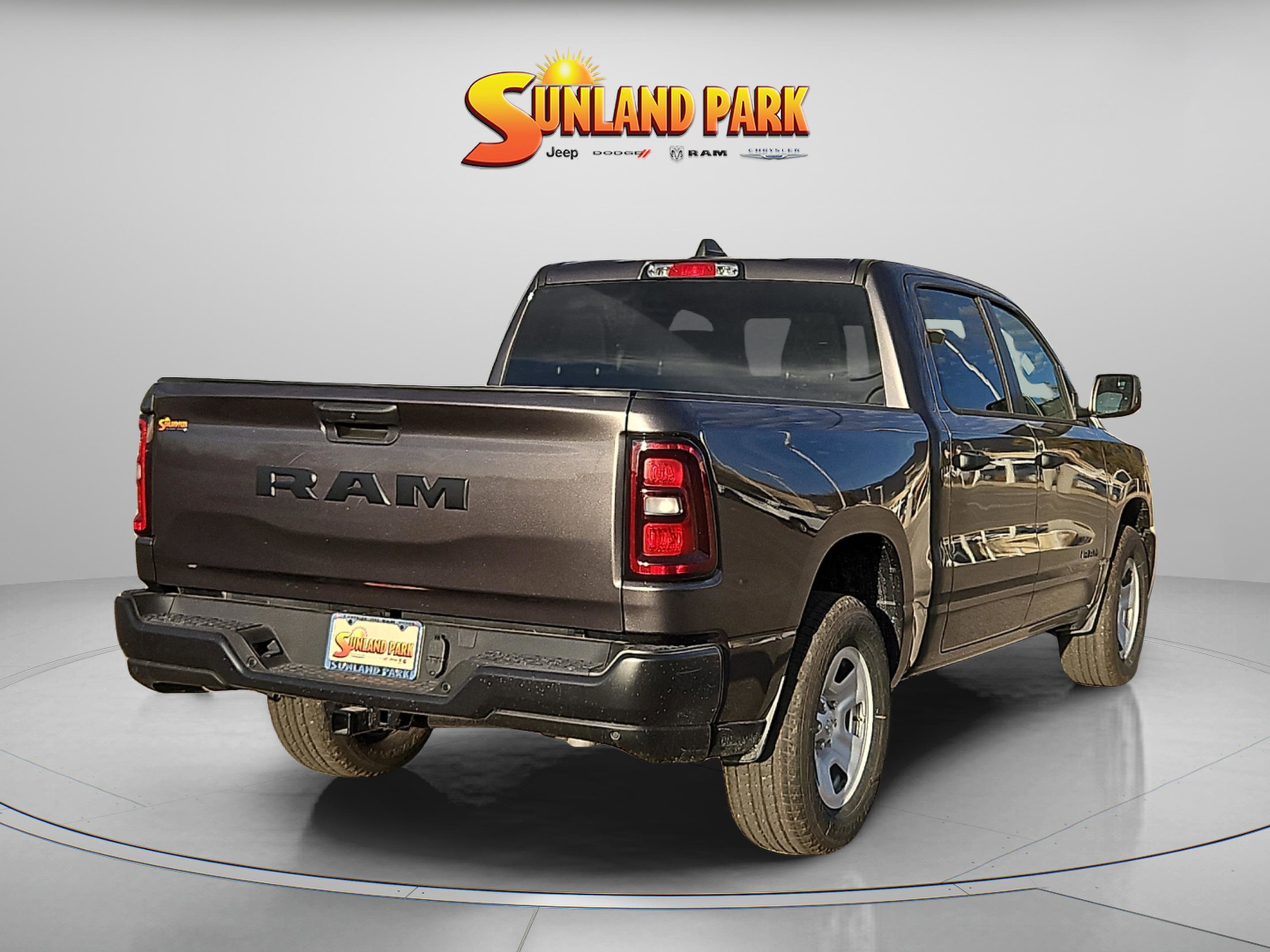 New 2026 Granite Crystal Metallic Clear-Coat Exterior Paint RAM Tradesman image 5