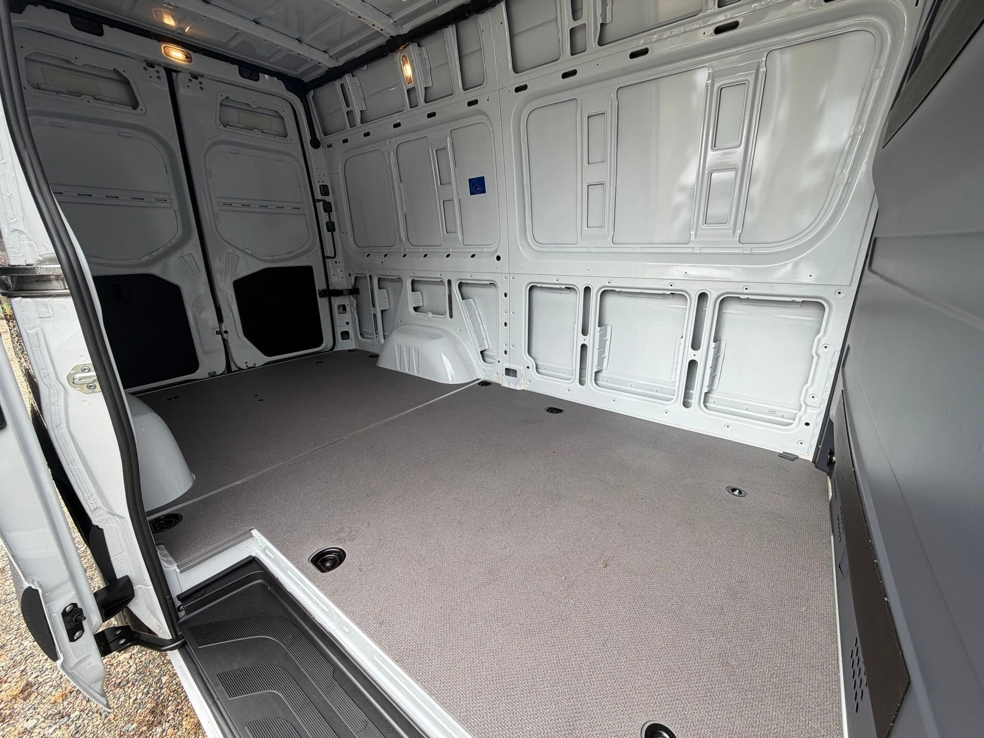 New 2026 Arctic White Mercedes-Benz Cargo 144 WB image 55
