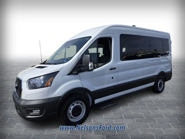 New 2026 Oxford White Ford Passenger Van XL image 3