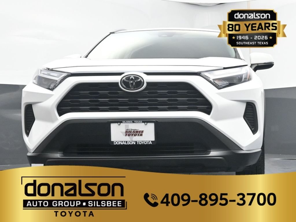 Used 2025 White Toyota XLE image 23