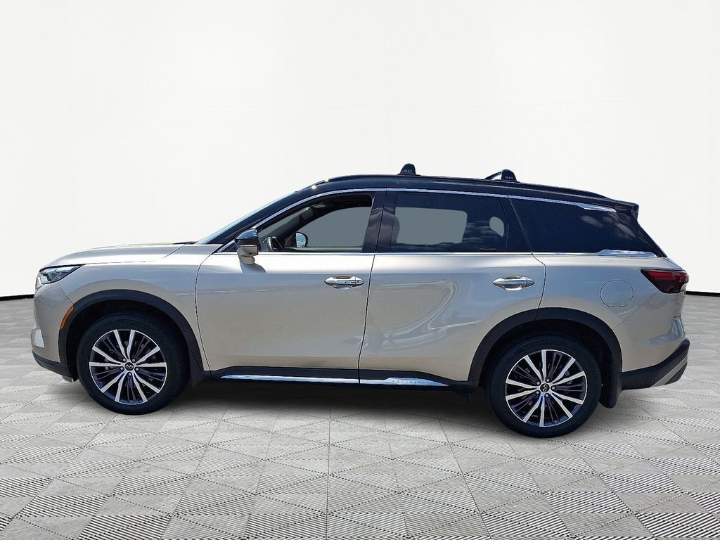 Used 2024 Black INFINITI Autograph image 4