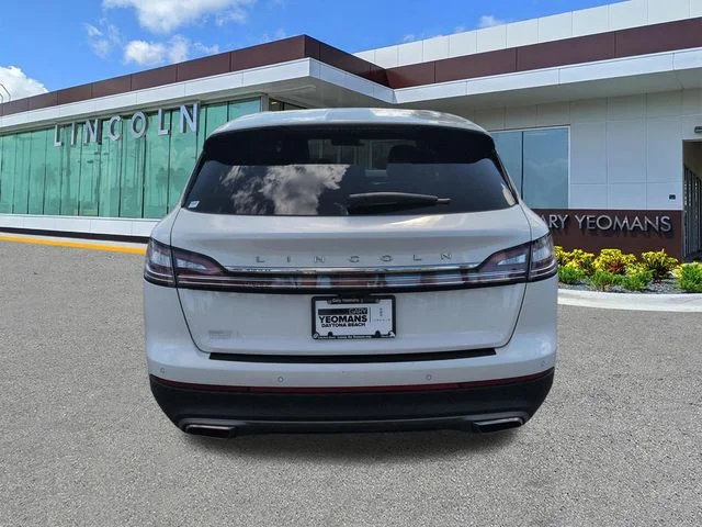 Certified Used 2023 White Metallic Lincoln Reserve image 5