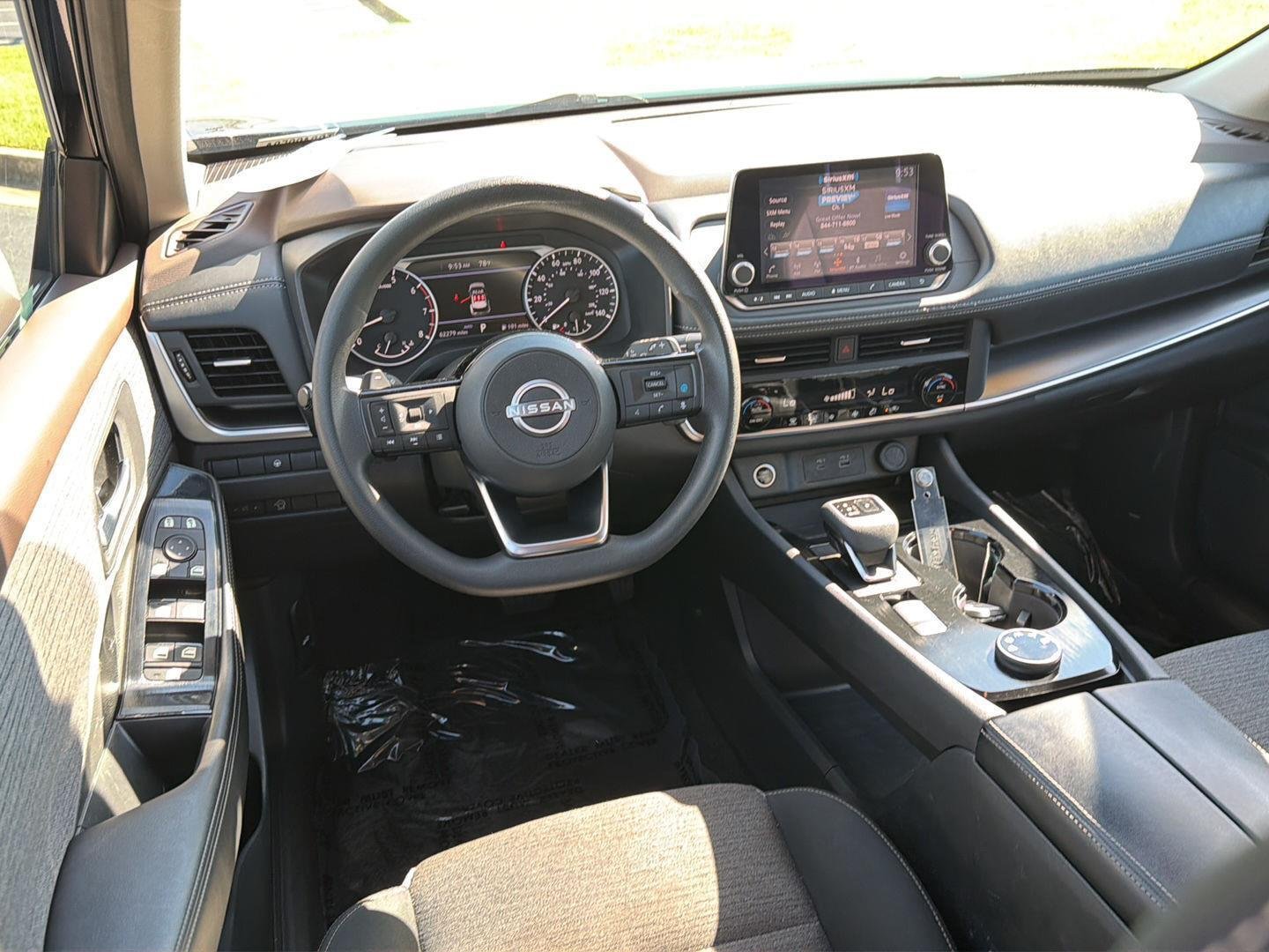 Used 2023 Super Black Nissan SV image 18