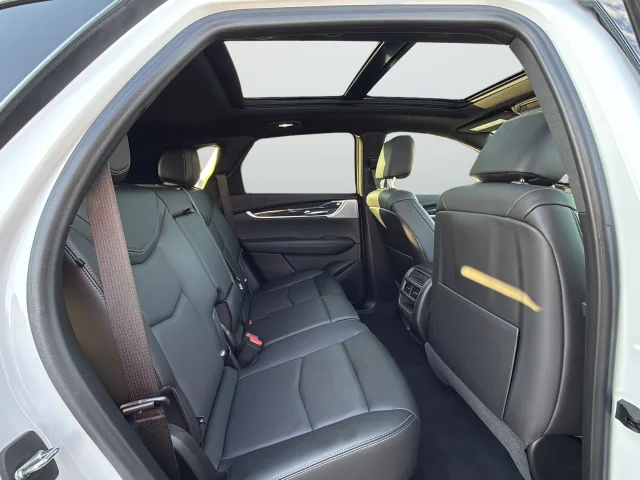 Used 2022 White Cadillac Premium Luxury image 25