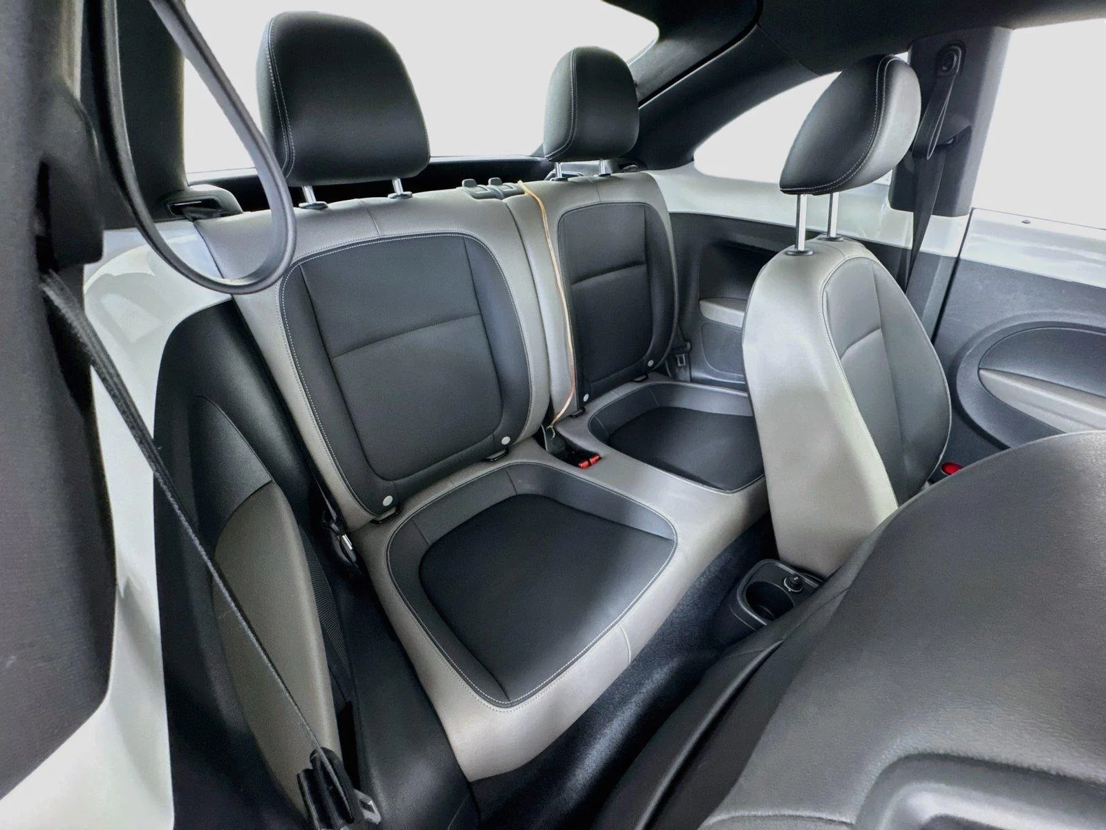 Used 2013 Candy White Volkswagen 2.5L image 24