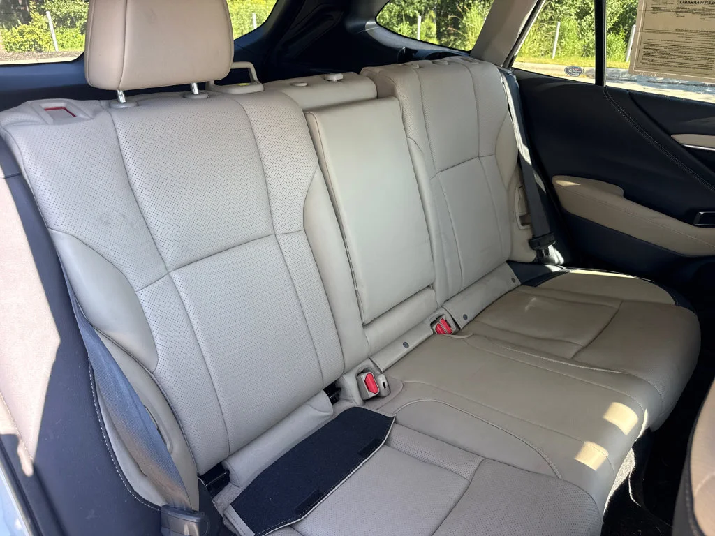 Used 2024 Crystal White Pearl Subaru Limited image 33