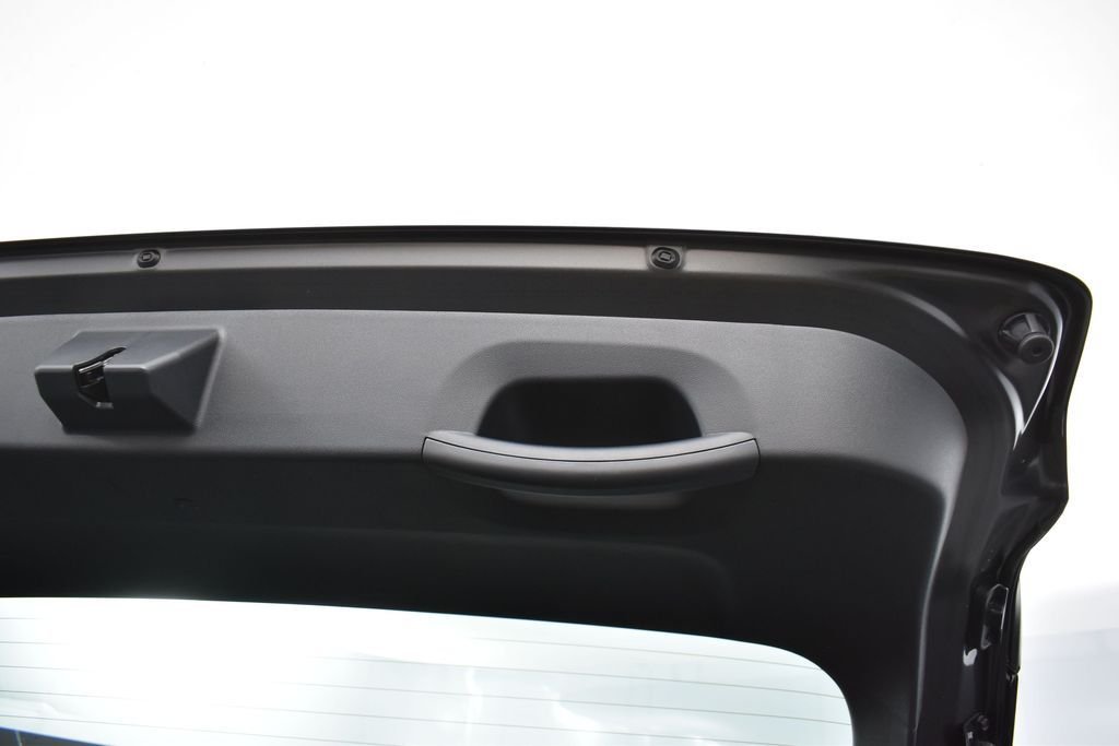 New 2026 Interstellar Gray Kia GT-Line image 20