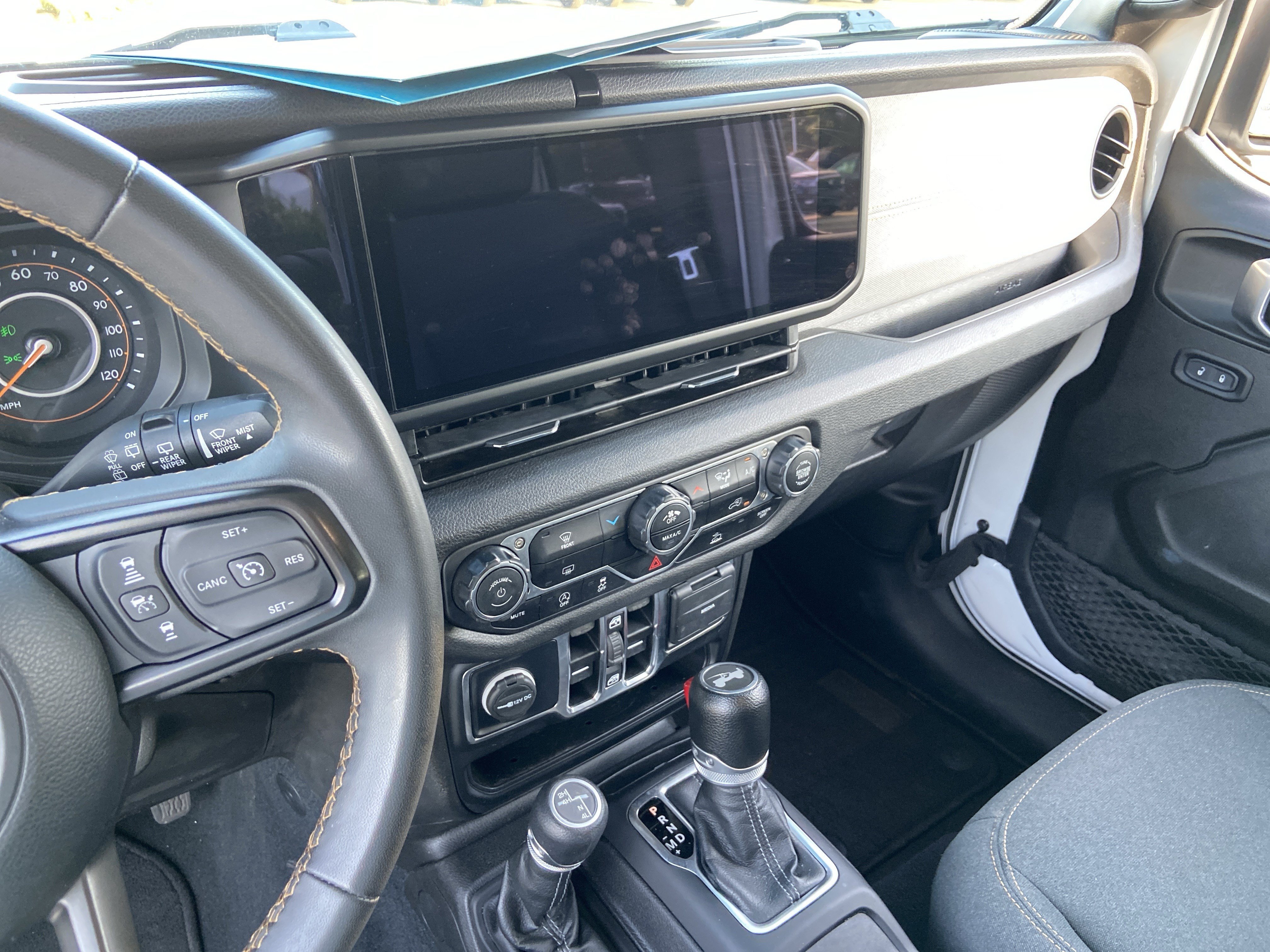 Used 2024 Bright White Clearcoat Jeep Sport S image 23