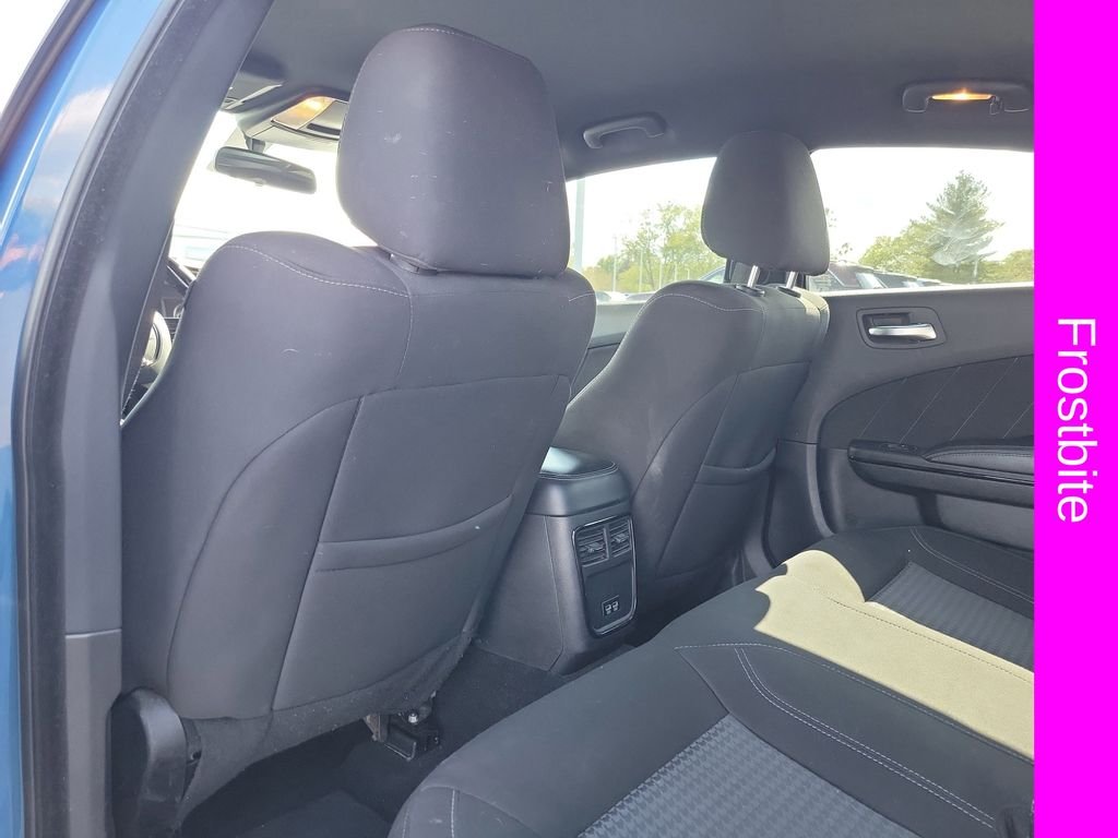 Used 2021  Dodge SXT image 8