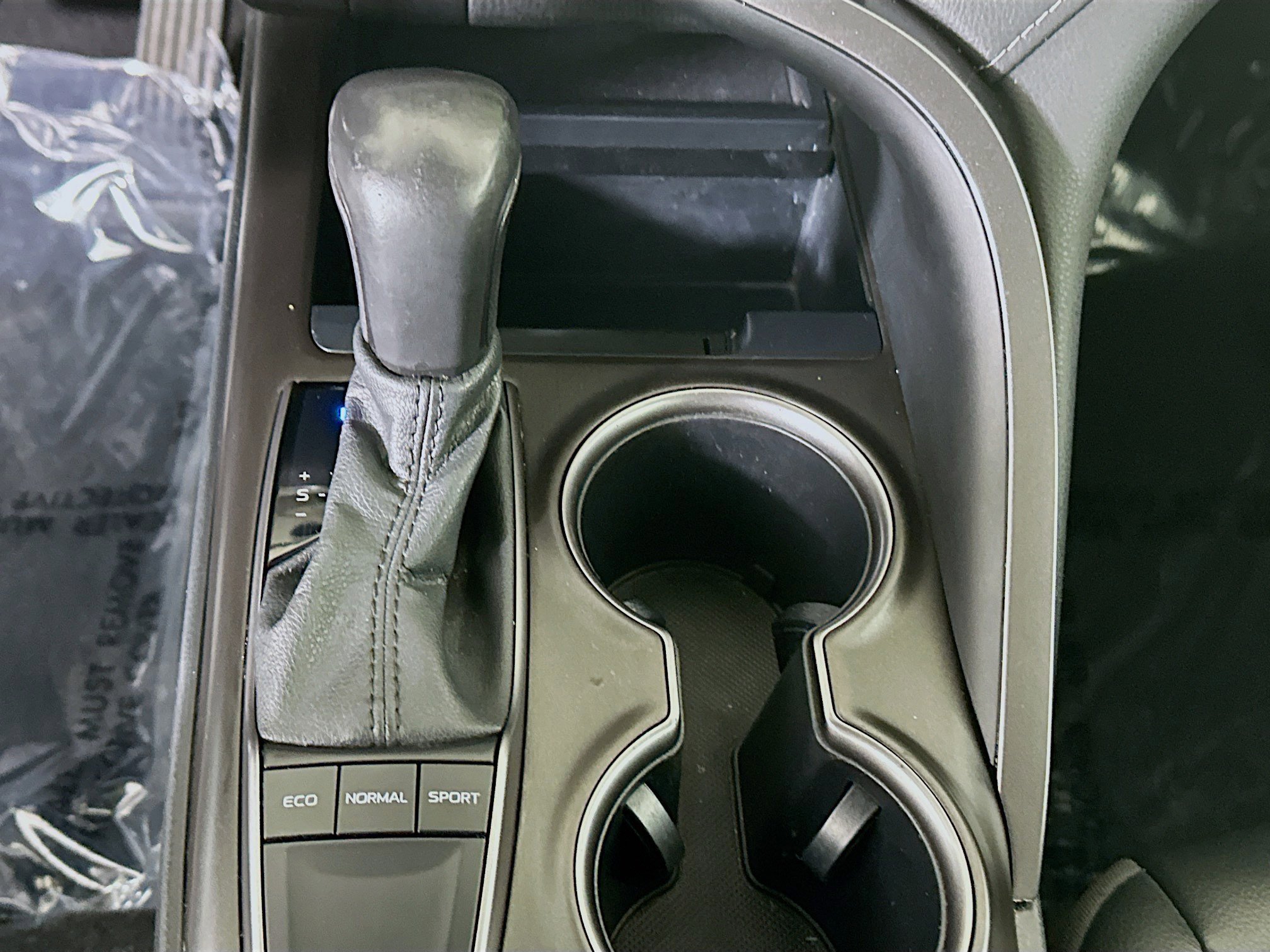 Used 2023 Ice Toyota SE image 19