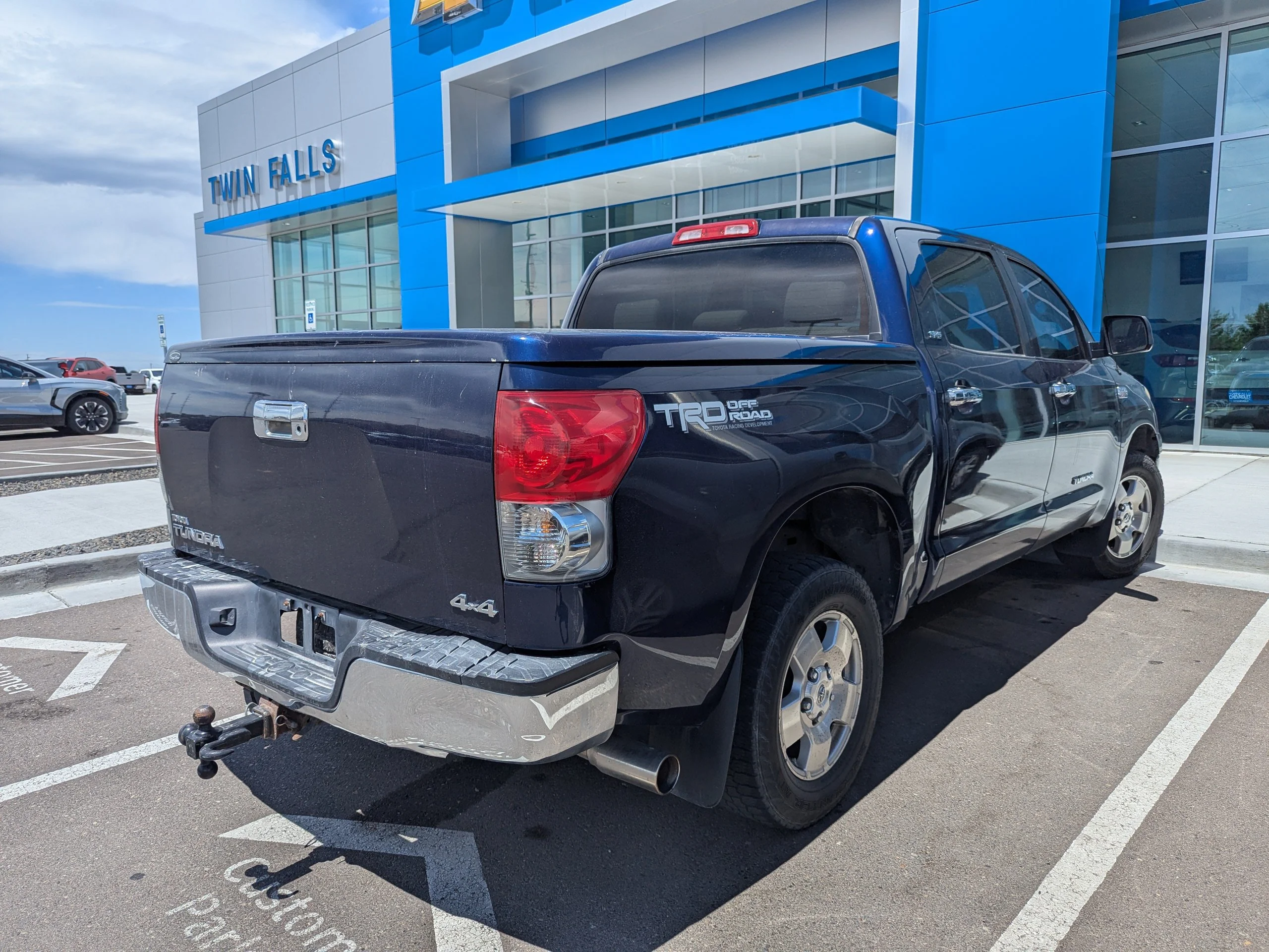 Used 2008  Toyota Base image 4