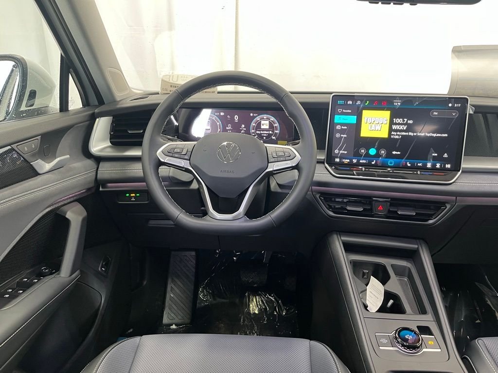 New 2026 White/off-white Volkswagen 2.0T SE image 19