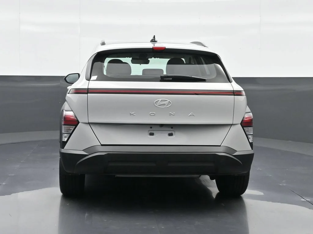 Used 2024 Gray Hyundai SEL image 16