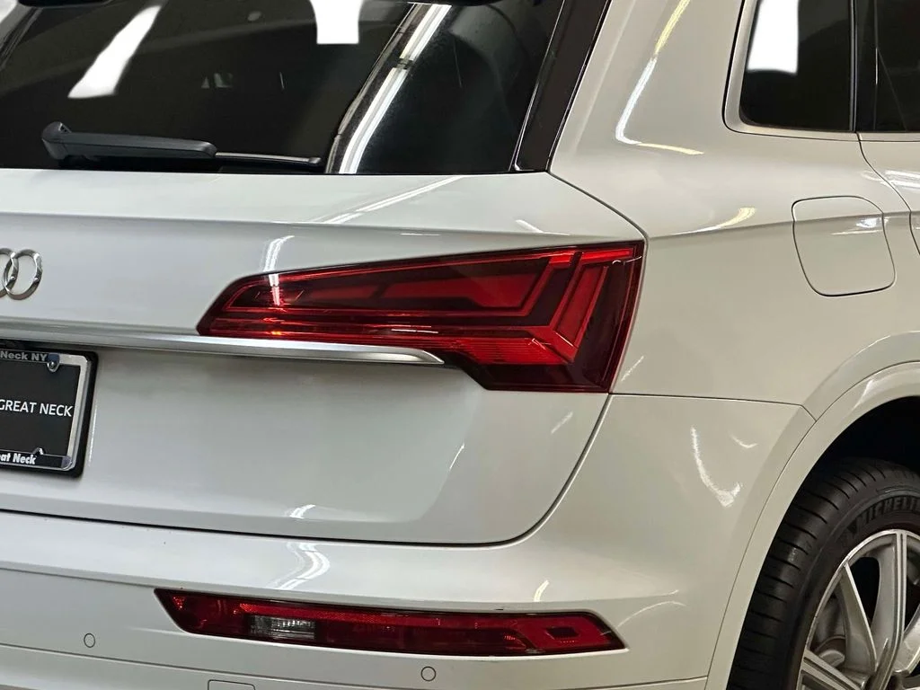 Used 2021 White Audi Premium Plus image 29