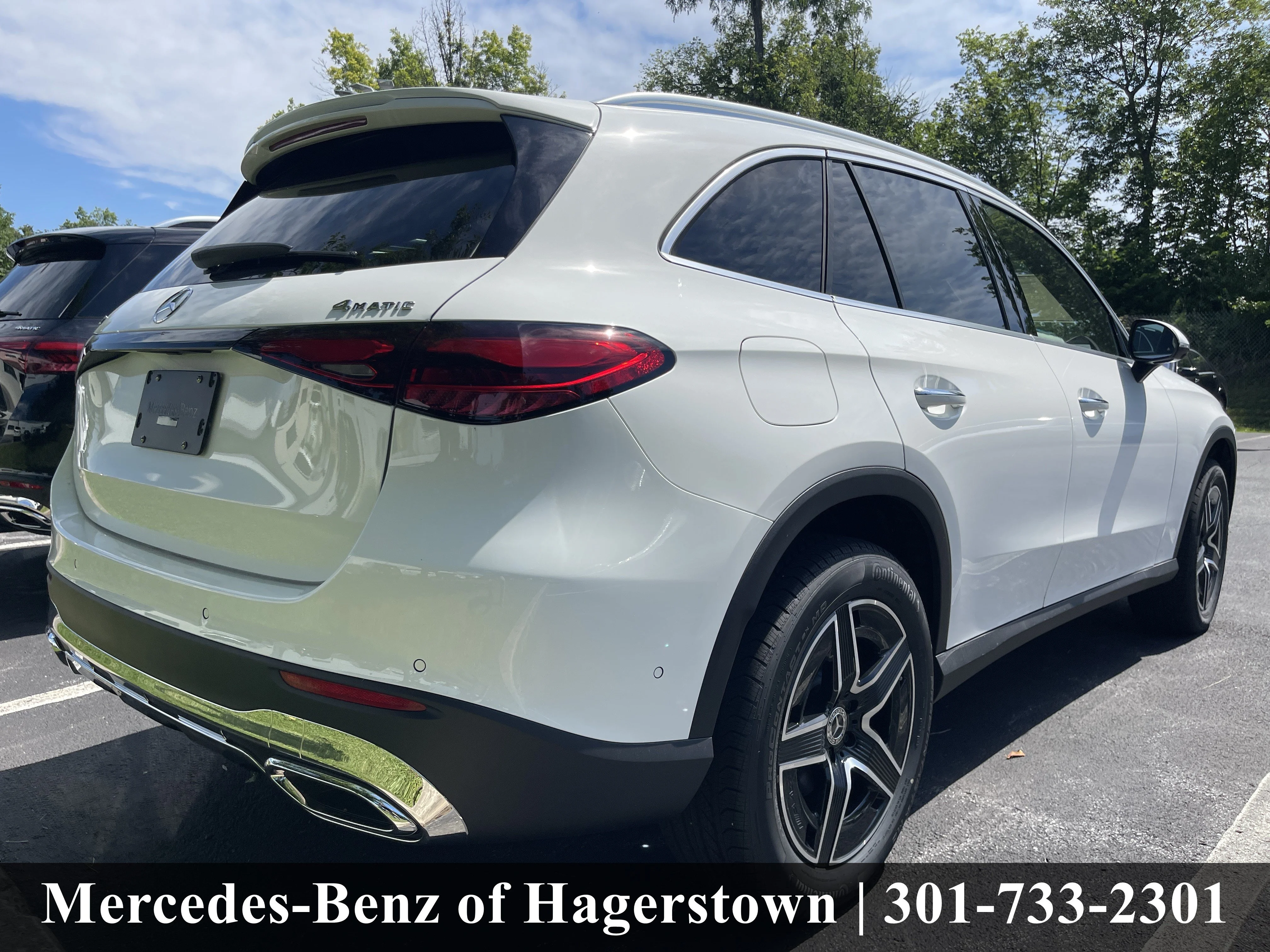 New 2026 Polar White Mercedes-Benz GLC 300 4MATIC® SUV image 8