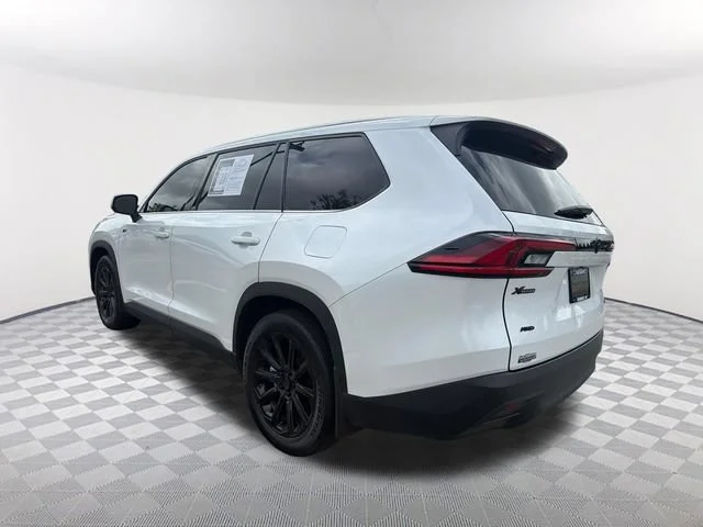 Used 2026 White Toyota LE image 7