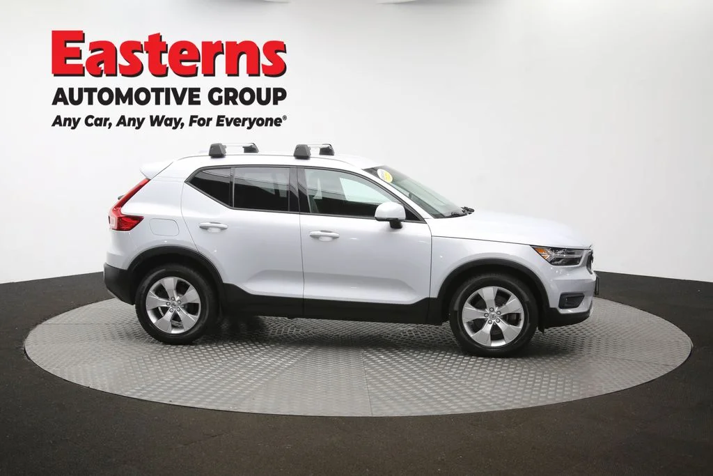 Used 2021 Gray Volvo Momentum image 44