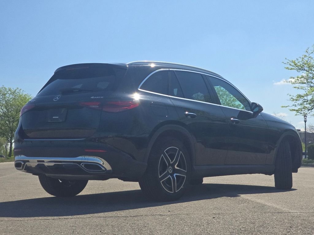 Certified Used 2026 Black Mercedes-Benz GLC 300 image 17