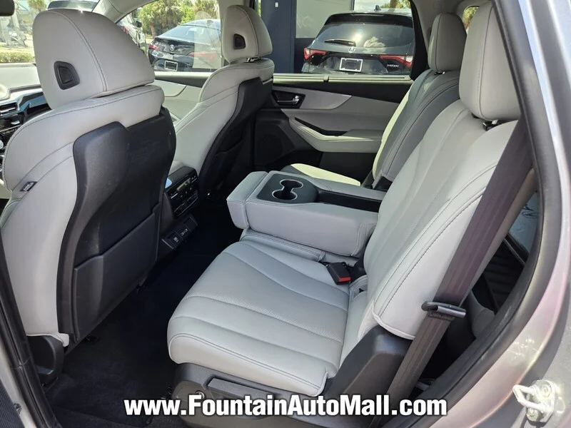 Used 2024 Lunar Silver Metallic Acura FWD W/TECHNOLOGY PACKAGE image 9