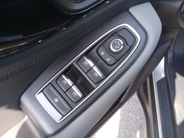 2025 Subaru Outback Limited - Photo 14