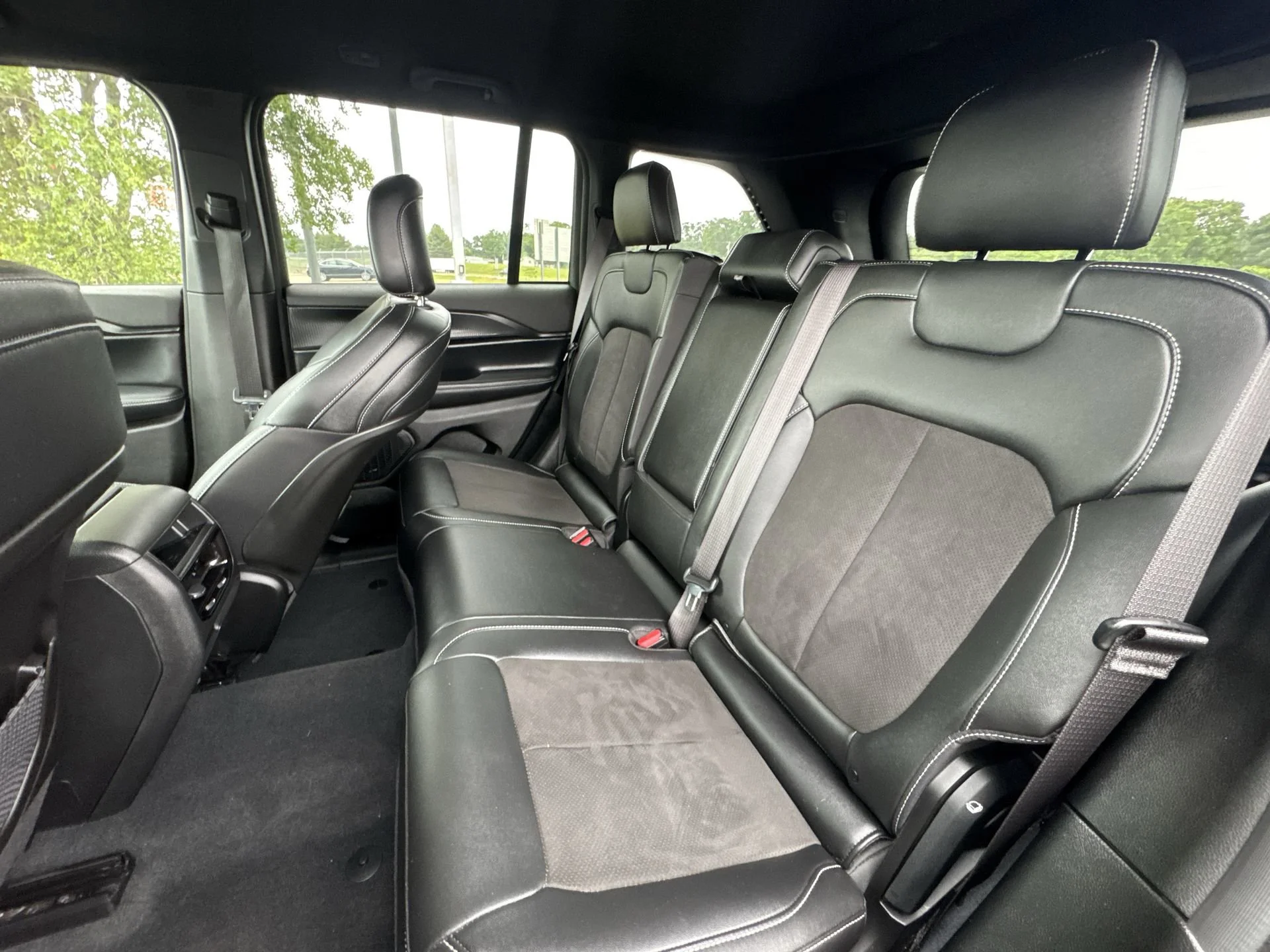 2023 Jeep Grand Cherokee Altitude - Photo 22
