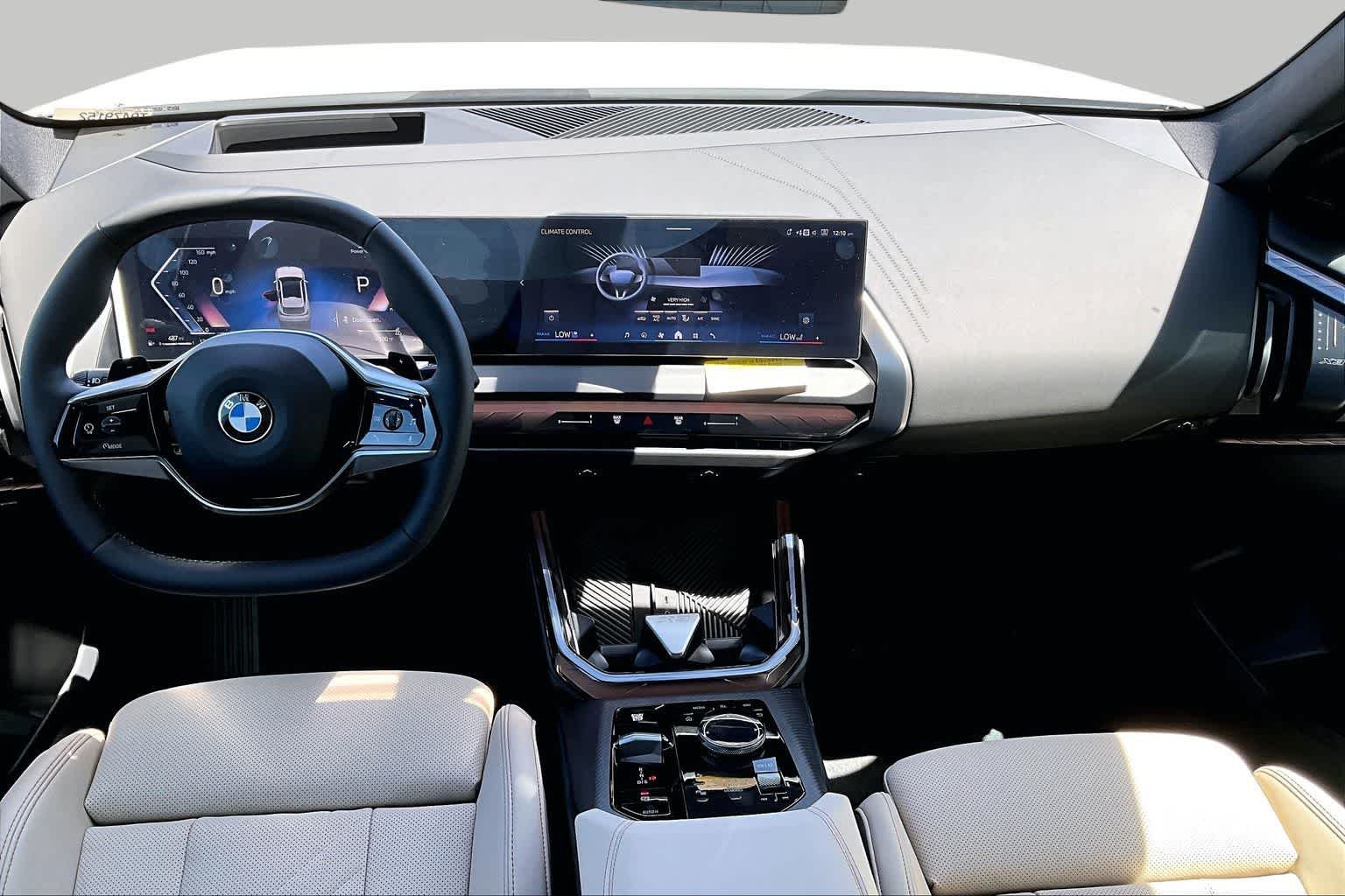New 2026 Alpine White BMW 30 xDrive image 5