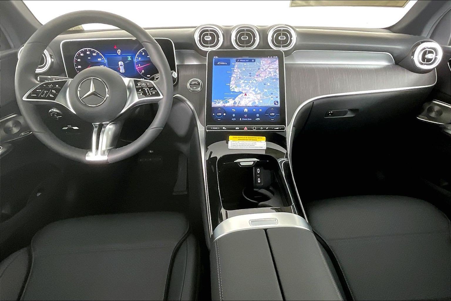 New 2026 Polar White Mercedes-Benz GLC 300 image 47