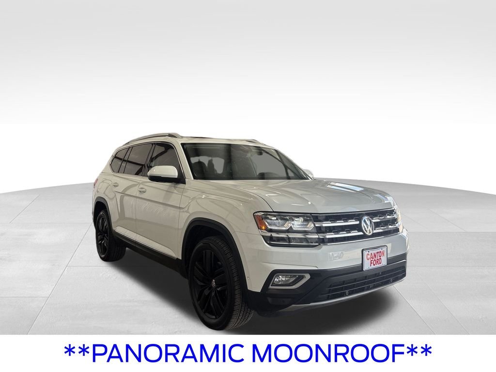 Certified Used 2019 Pure White Volkswagen SEL Premium image 9