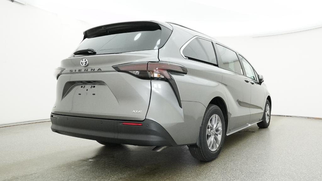New 2026 Heavy Metal Toyota XLE image 21